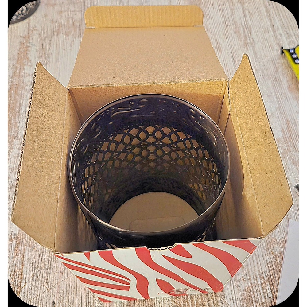 Pink Zebra Moroccan Metal Cutout Accent Shade 4007546 Simmering Light w/ Box